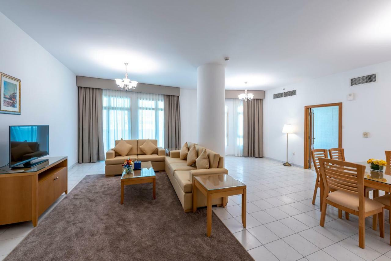 Roda Al Murooj Residences Dubái Exterior foto