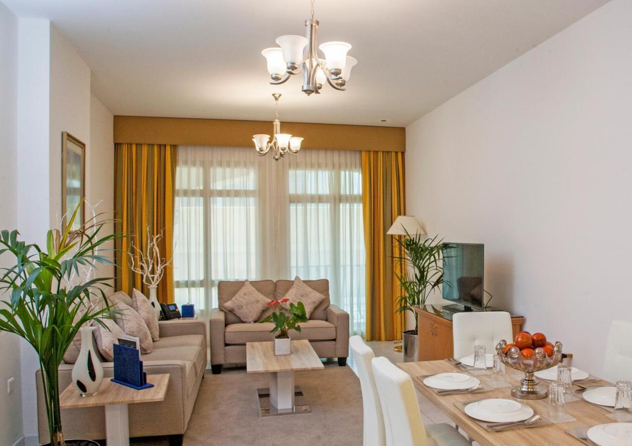 Roda Al Murooj Residences Dubái Exterior foto